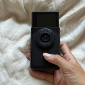 ⧫ Canon vlogカメラ PowerShotV10 動作問題なし