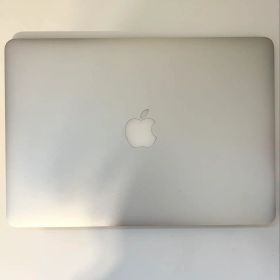 MacBook Air 2017 13インチ 8GB 128GB 充電5回