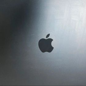 MacBook Air M2 メモリ16GB SSD1TB