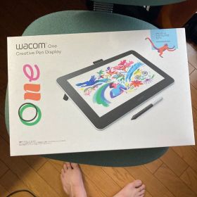 Wacom One Creative Pen Display 本体