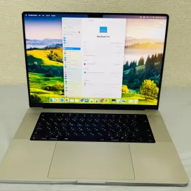 Apple MacBook Pro 16インチ M1 Pro / M1 Max (2021) 新品¥111,000