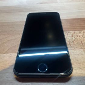 【中古品／超美品】iPhone SE3 128GB｜SIMフリー｜ブラック