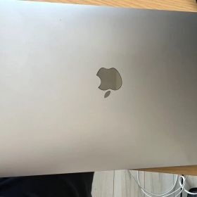 MacBook Pro 16GB 1TB日本語配列