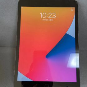 超美品 国内版 iPad 第7世代 10.2インチ 32GB Wi-Fi +Cellular版 スペースグレイ色