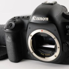 ◆シャッター回数:16,800回◆ Canon EOS 5D Mark IV