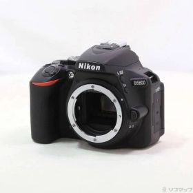 〔中古品〕 NIKON D5600 ボディ【196】