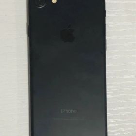 Apple iPhone 7 ブラック 32GB