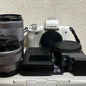 美品 Canon EOS Kiss M2 ダブルズームレンズキット