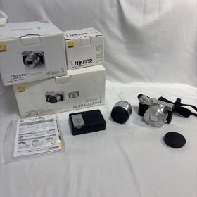 Nikon 1 J5 ダブルレンズキット （シルバー）