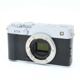 【中古】 《新同品》 FUJIFILM X-E5 ボディ シルバー [ デジタルカメラ ]
