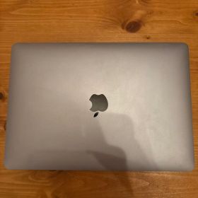 MacBook Pro 256GB 8GBメモリ 2017 13インチ シルバー