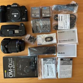 OLYMPUS E-M1 Mark III 12-40mm F2.8 PRO