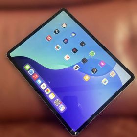 セール【極美品】iPad Pro 12.9インチ 第4世代 128GB 本体