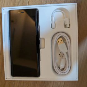 Rakuten Hand 5G 本体