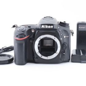 【ショット数900回未満】Nikon D7100 デジタル一眼レフカメラ