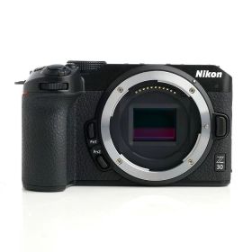 【中古】 (ニコン) Nikon Z 30 ボディ【中古カメラ デジタル一眼】 ランク：AB+