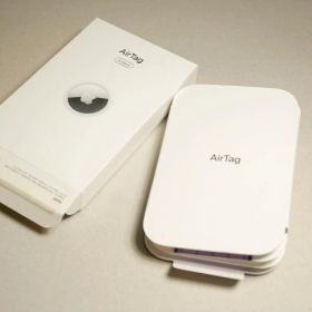 【新品未使用】Apple AirTag 1個のみ（注意！箱は4個入りです）