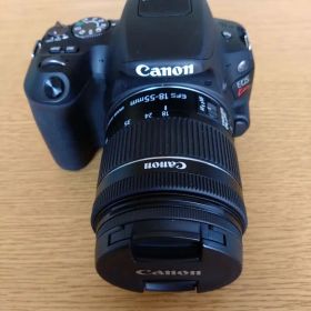 EOS Kiss X9 EF-S18-55mm F4-5.6 IS STM 美品