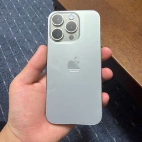 iPhone 15Pro ナチュラルチタニウム 256GB