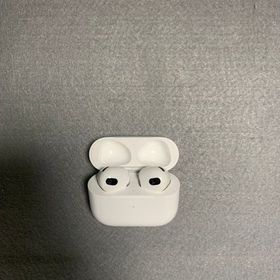 中古 AirPods 第3世代 Lightning充電口