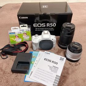 Canon EOS R50 ホワイト ダブルズームキット