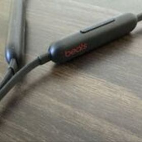 Apple Beats Flexワイヤレスイヤホン