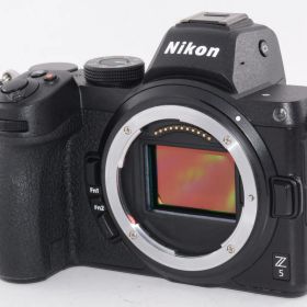 【外観特上級】Nikon ミラーレス一眼カメラ Z5 ボディ ブラック