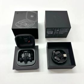 極美品 FRAGMENT DESIGN × Beats Powerbeats Pro bluetooth by Dr. Dre フラグメント ビーツ フィットプロ ワイヤレス イヤフォン 706