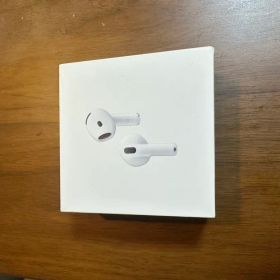 Apple AirPods 4（ノイズキャンセリング搭載）