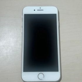 iPhone 8 シルバー 64GB simフリー