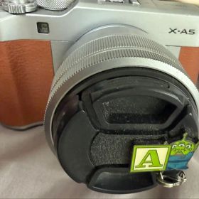 Fujifilm X-A5 ミラーレスカメラ 15-45mmレンズ付き