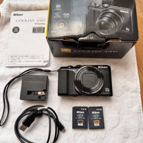 Nikon COOLPIX A900 本体と付属品