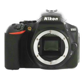 Nikon ニコン/デジタル一眼/D5600 ボディ/2077410/Bランク/01【中古】