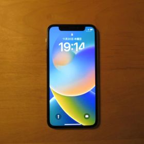 Apple iPhone X 64GB シルバー SIMフリー