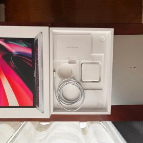 【最終値下げ】MacBook Pro 13インチ M1 2020年モデル