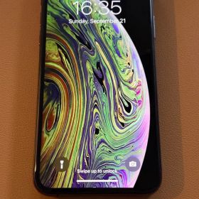 iPhone XS 256GB SIMフリー スペースグレイ
