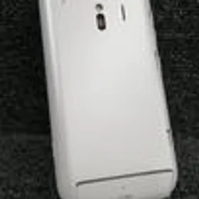 富士通 らくらくスマートフォン F-42A 新品¥9,000 中古¥4,380 | 新品