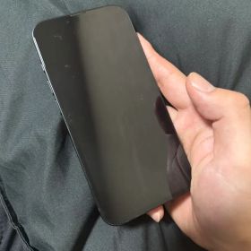 iPhone16 e 本体 128GB