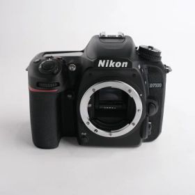 【中古】 (ニコン) Nikon D7500 ボディ【中古カメラ デジタル一眼】 ランク：B
