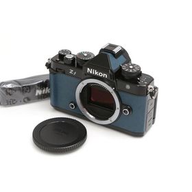 【全額返金保証】美品｜ニコン Z f ボディ [ブラック] プレミアムエクステリア インディゴブルー（センサー清掃済み） CA01-B3650-2S1