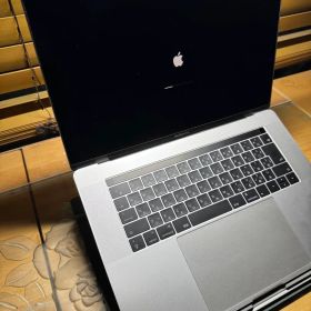 値下【MacBookPro 15inch 2017】バッテリー交換済＋オプション
