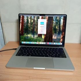 060極美品！Mac ProM1pro14インチ512GB 16GBシルバー