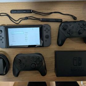 【完動品】Nintendo Switch 本体 プロコントローラー付き(初期化済