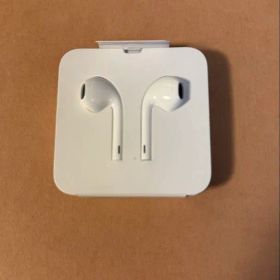 Apple EarPods（Lightningコネクタ）