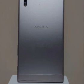 XPERIA XZs G8232 64GB SIMフリー [海外製品