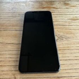 Apple iPhone 11 Pro Max ミッドナイトグリーン 256GB SIMフリー 2026年10月2日まで限定保証付 リフレッシュ品 美品 残債なし