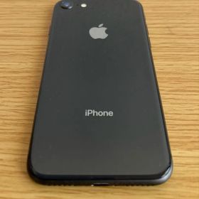 Apple iPhone 8ブラック 本体 64GB