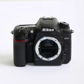 【中古】 (ニコン) Nikon D7500 ボデイ【中古カメラ デジタル一眼】 ランク：B+