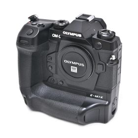 OLYMPUS オリンパス OM-D E-M1X ミラーレス 一眼 カメラ ボディ 中古 良好 Z10648164