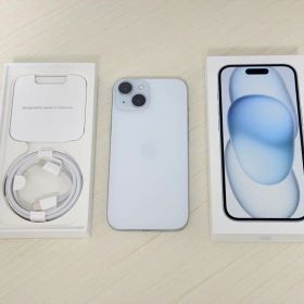 iPhone 15 256GB ホワイト